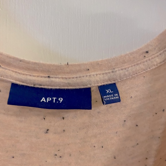 NBW. APT. 9 Peach background w/bronze&silver stripes. Jersey material. Size:XL - Picture 3 of 3